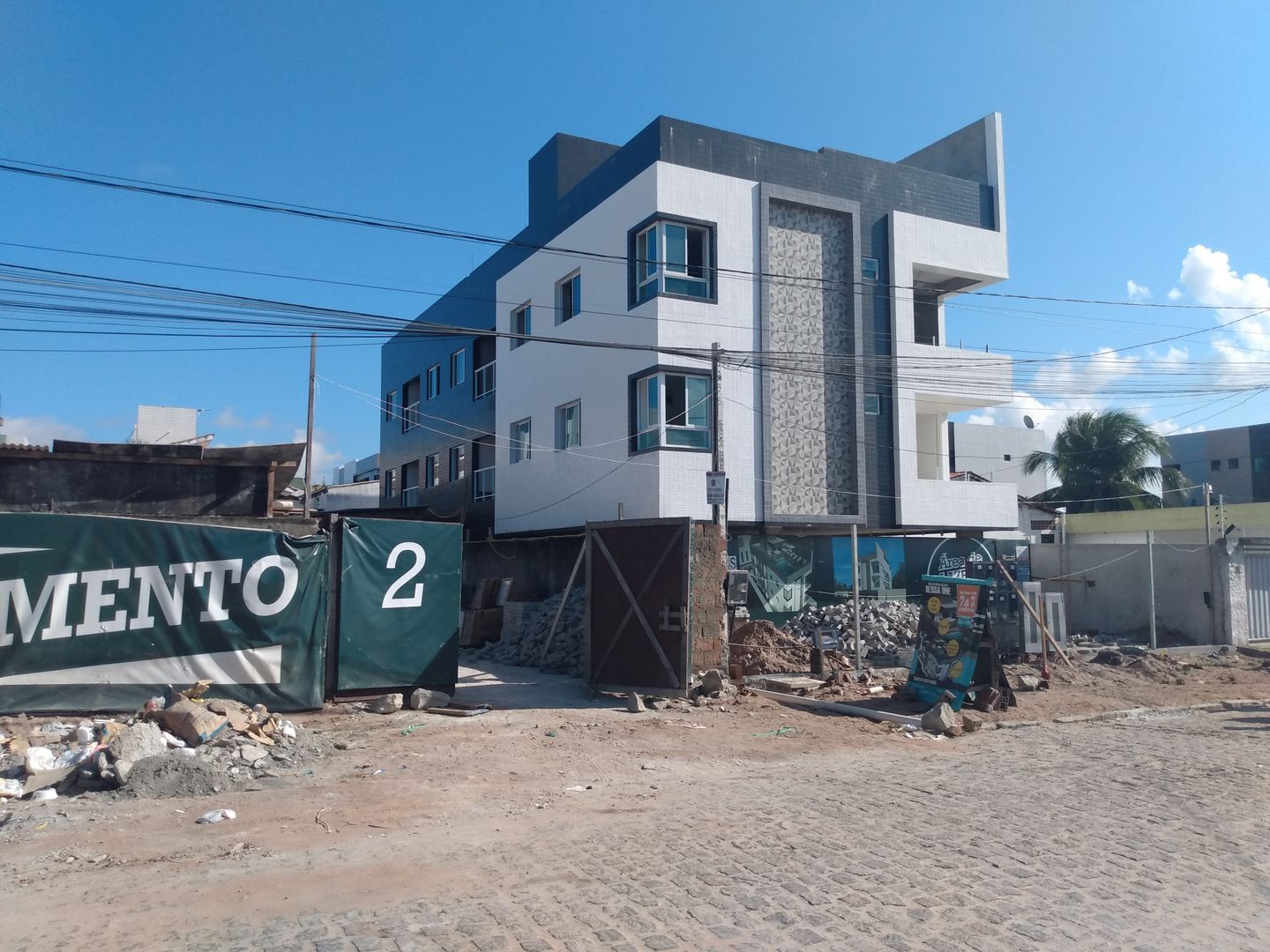 Apartamento no Condomínio Residencial Lopes de Andrade Iiii localizado